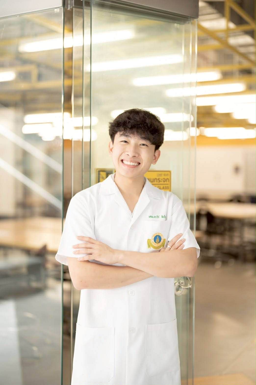 ประวีร์ สินวีรุทัย Prawee Sinweeruthai